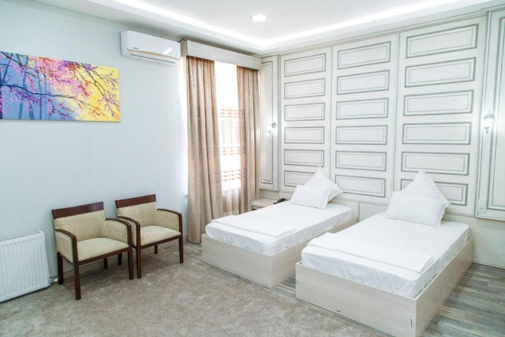 Shedevr Plaza Hotell Namangan Exteriör bild